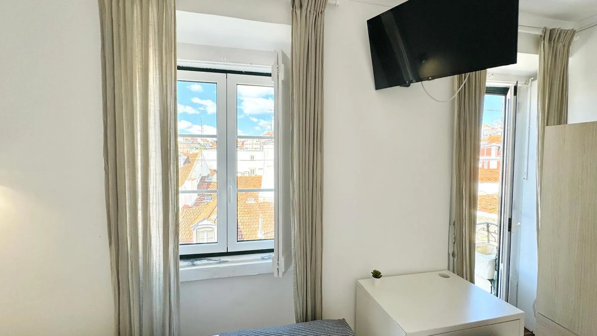Solmar House Apartment Lisbon Homestay