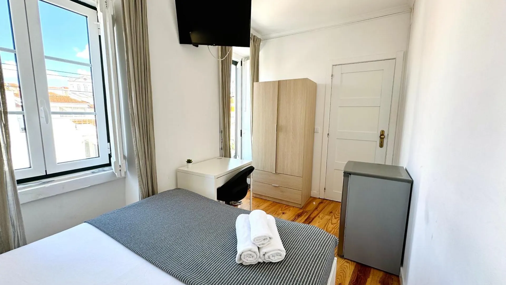Solmar House Apartment Lisbon Homestay