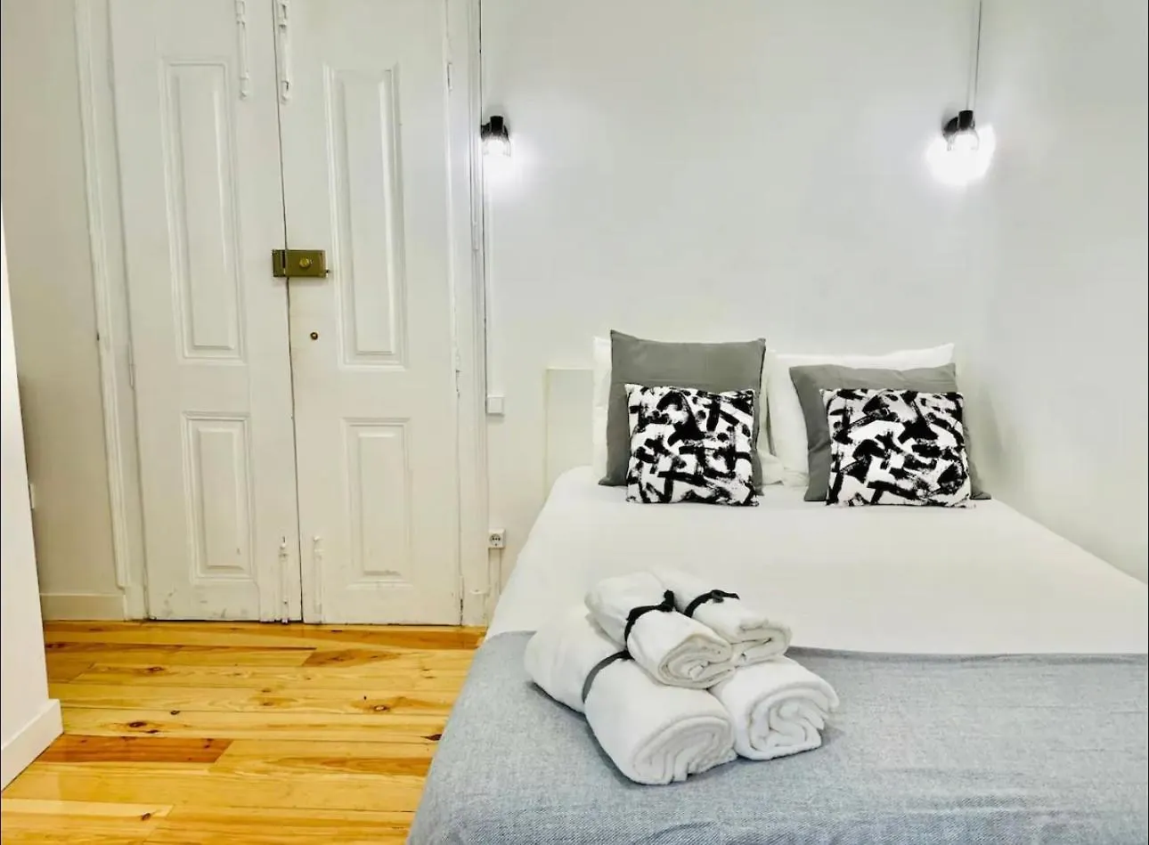 Solmar House Apartment Lisbon 0*,