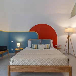 https://vivaldo-suite-spaccanapoli.hotels-amalfi.com