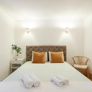 Double With Private Wc In Shared House In Downtown Lisbona